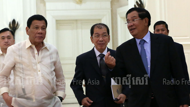 សារព័ត៌មាន Asian Correspondent រាយការណ៍​ថា មេដឹកនាំ​ផ្ដាច់ការ​ពីរ​រូប​នៅ​អាស៊ីអាគ្នេយ៍ ដែល​ល្បីឈ្មោះ​ខាង​រំលោភបំពាន​សិទ្ធិមនុស្ស